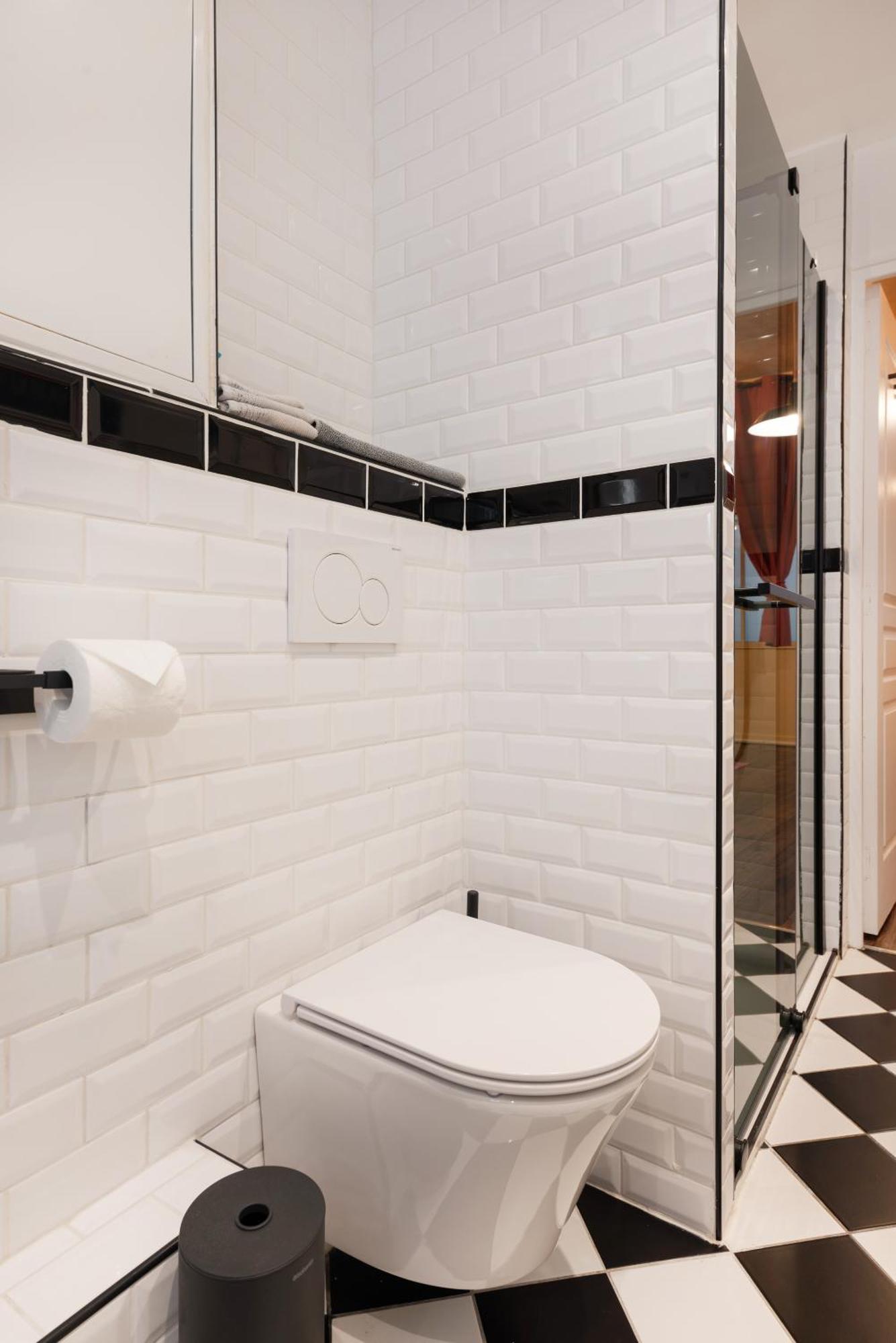 Montmartre Rue Des Martyrs Loft With Ac, 4-7 Peo Apartment *